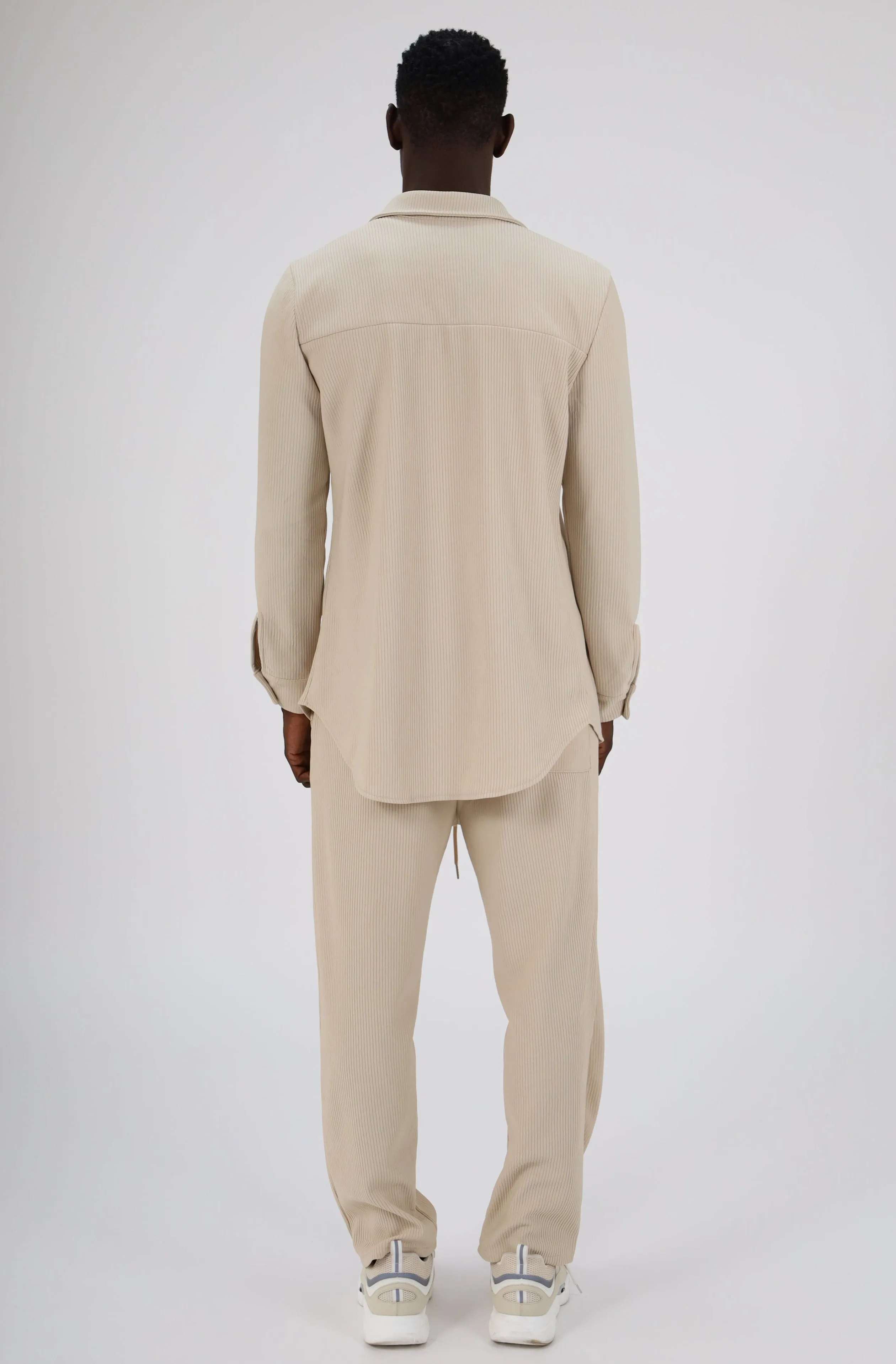 ENSEMBLE PLISS CHEMISE ET PANTALON - BEIGE