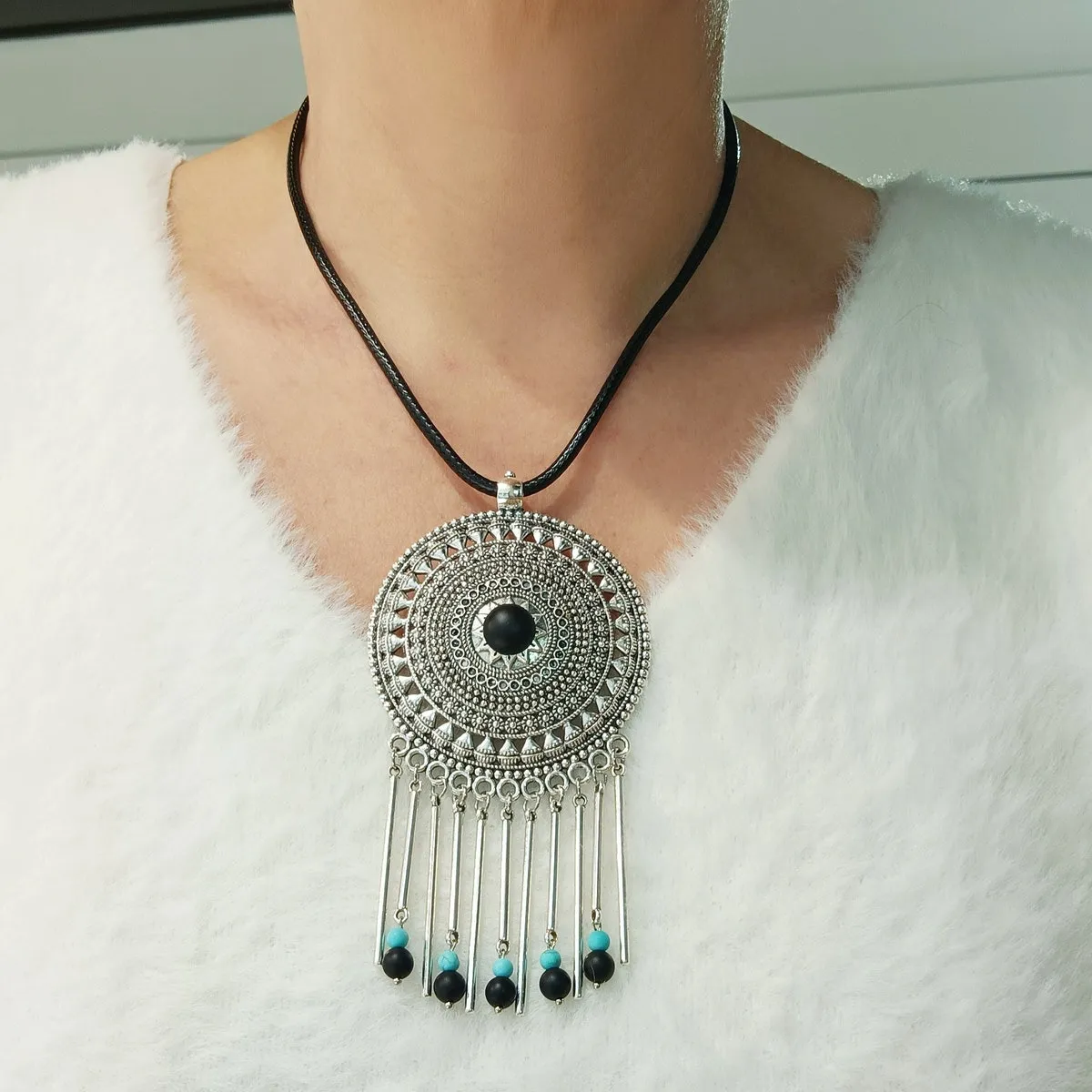 Gros collier onyx/turquoise