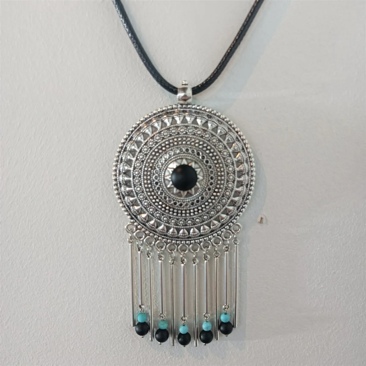 Gros collier onyx/turquoise