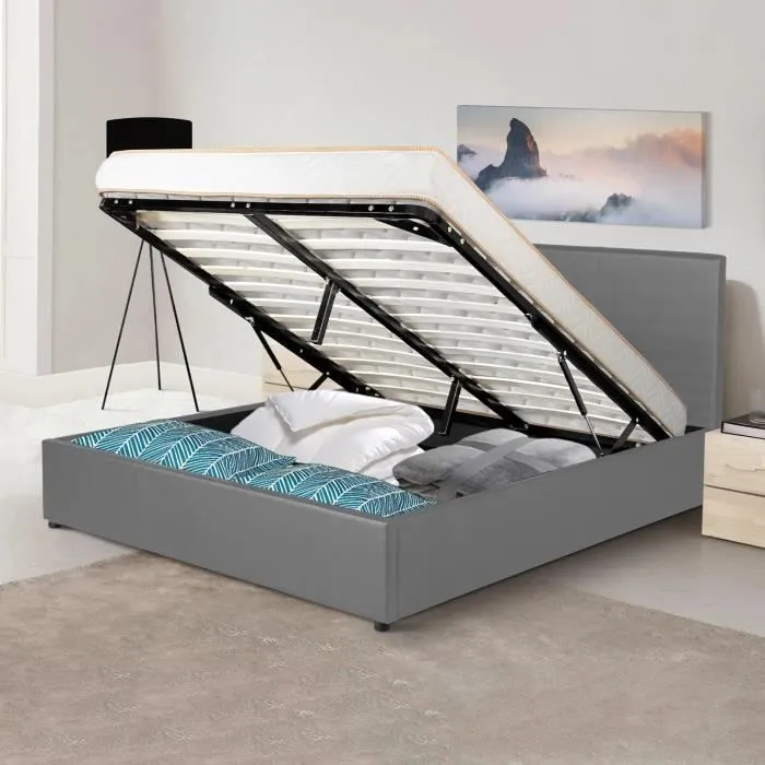 Lit Coffre Majestueux 140x200 Gris Sampur | Sommier à Lattes Inclus | Simili Cuir | Rangement Pratique Space-D | Solide & Du