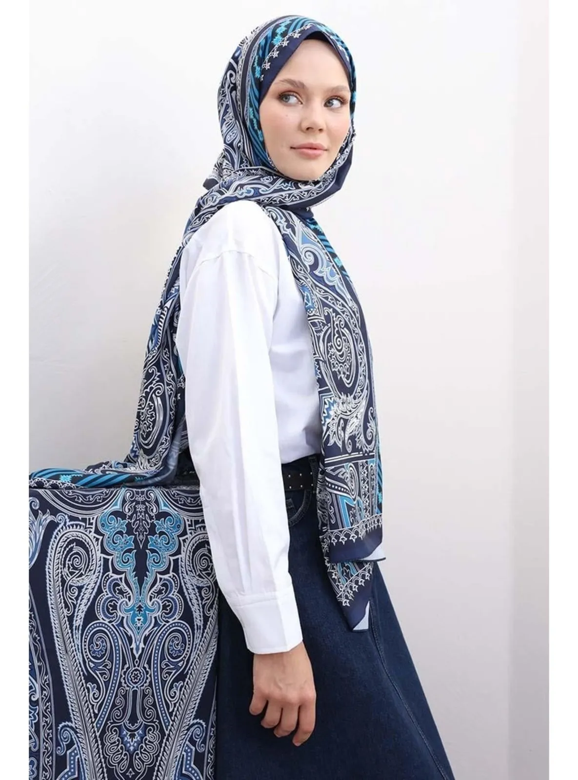 Navy Blue - Turquoise - Scarf
